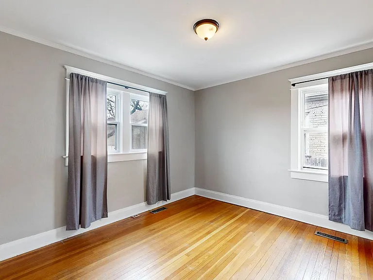 712 Harrison St — Photo 12