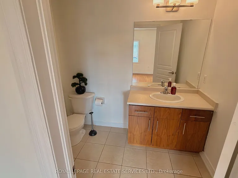 362 Plains Rd E #6 — Photo 24