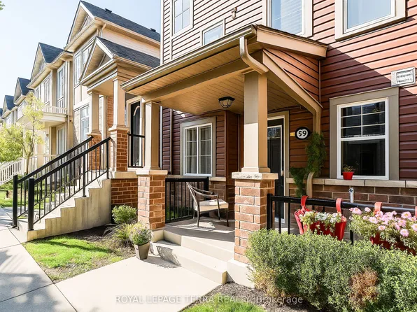 2500 Hill Rise Ct Unit 59, Oshawa, ON L1L 0J5