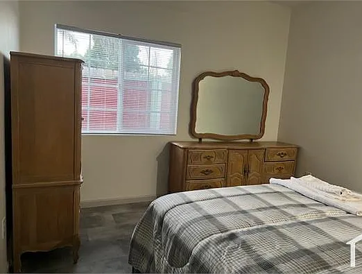 6211 Hughes St — Photo 12