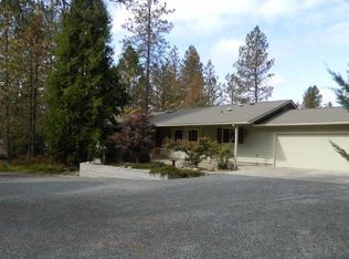 208 Pyle Dr, Grants Pass, OR 97527