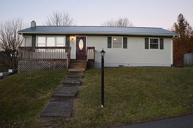 1st image of 105 Holly Hill Dr