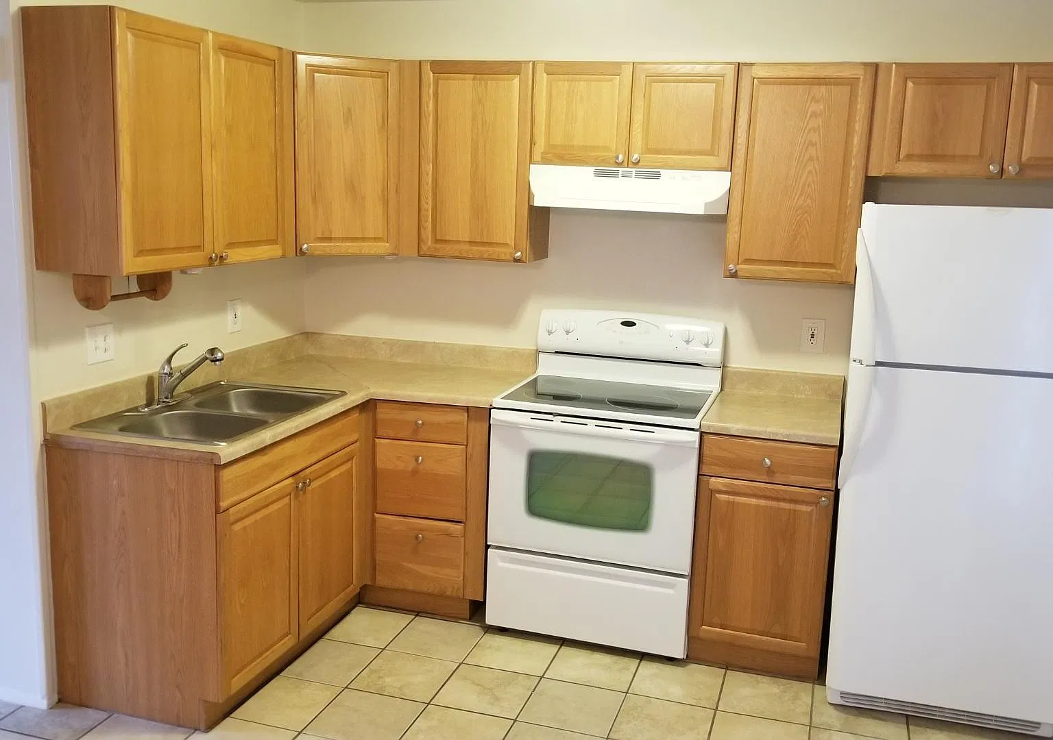 S Christine Cir, Mount Clemens — Photo 2