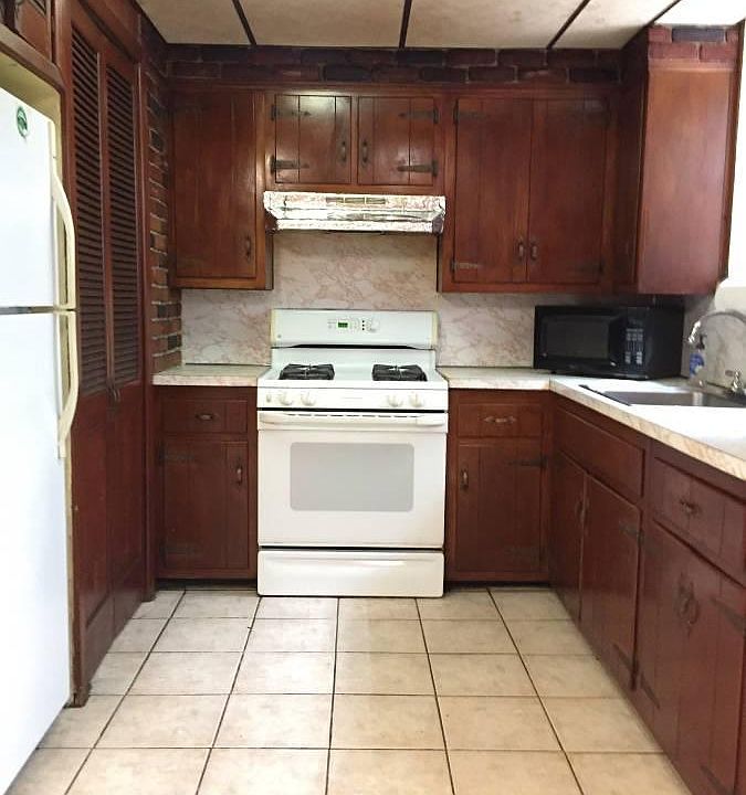 1st image of 5925 163rd St Floor 1