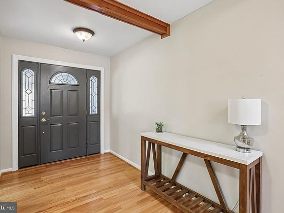 4th image of 14338 Chesterfield Rd