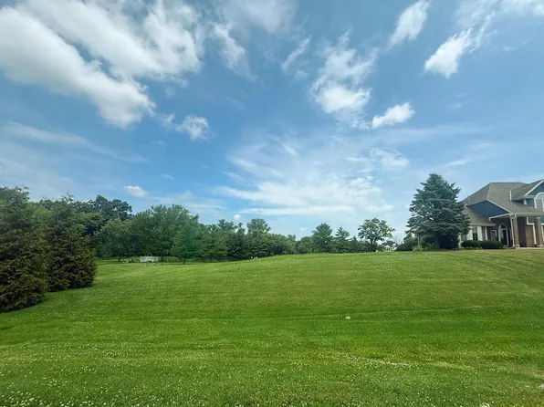 W2444 MARIAH LANE #Lt1, Oconomowoc, WI 53066