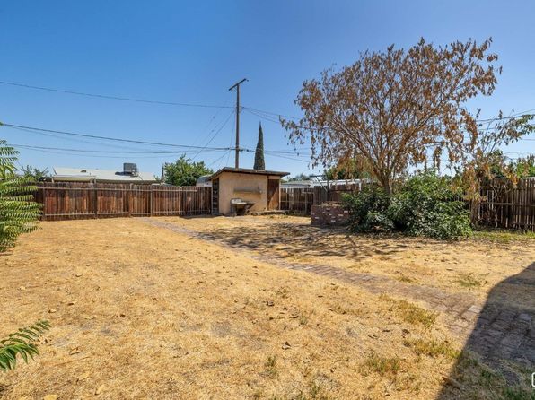 726 Belmont St, Delano, CA 93215