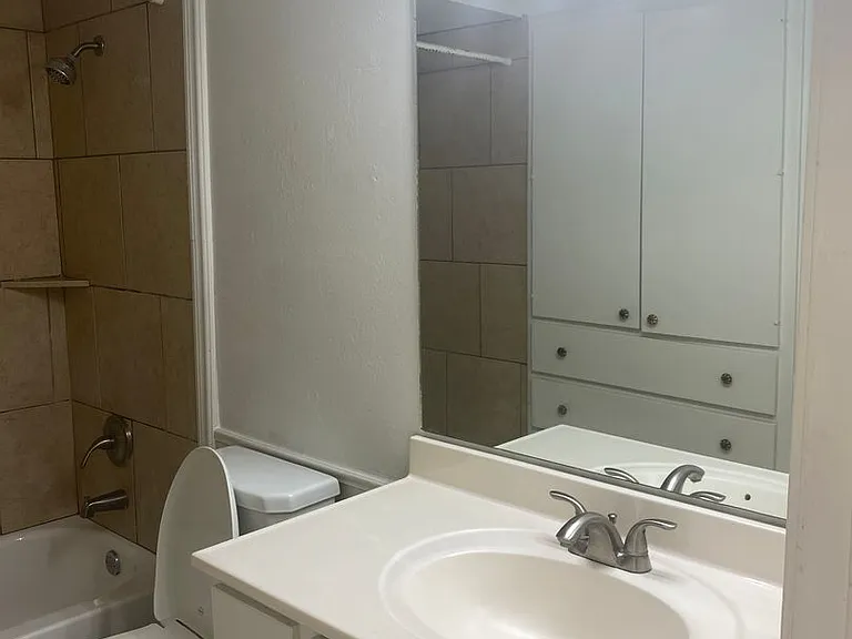 6101 N Brookline Ave #5 — Photo 26