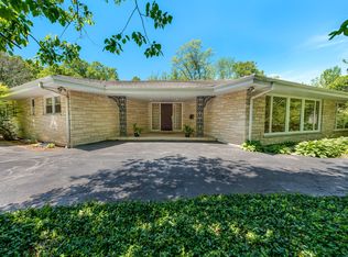 673 Birch Rd, Glencoe, IL 60022