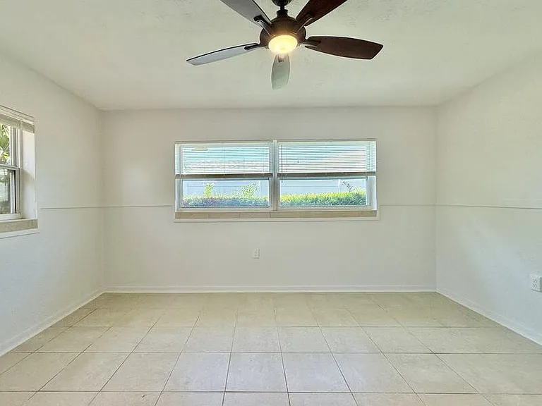10108 Paradise Blvd — Photo 26