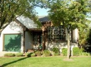 1206 Brookside Dr, Lansing, MI