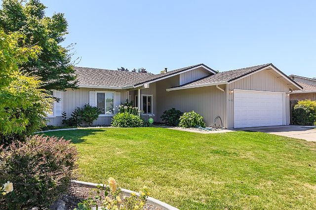 1st image of 3430 Timberlane Dr