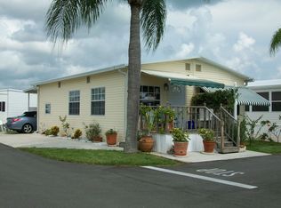 16301 Neptune Ln, Fort Myers, FL 33908