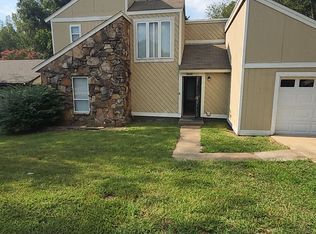 6008 Mingle Dr, Memphis, TN 38115