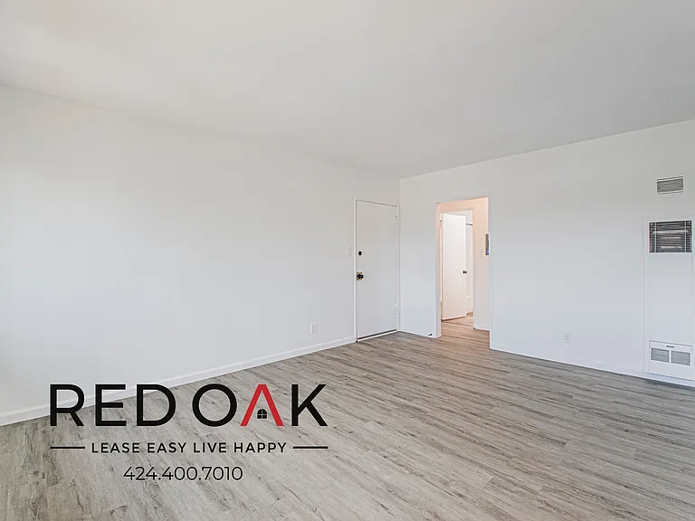 6109 Brynhurst Ave #3 — Photo 2