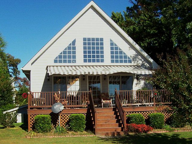 1st image of 226 Old Farm Dr