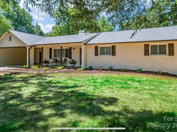 519 N Howard Ave, Landrum, SC 29356