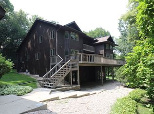 825 N River Rd, Algonquin, IL 60102