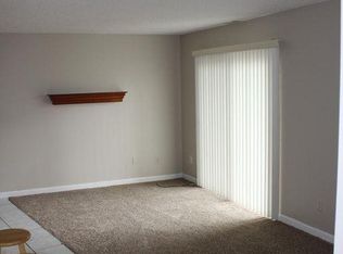 43432 Fountain Dr, Sterling Heights, MI 48313