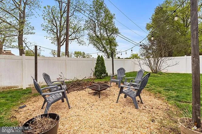 301 Westwood Dr — Photo 17