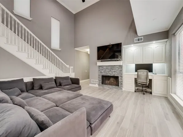 17060 Upper Bay Rd, Addison, TX 75001