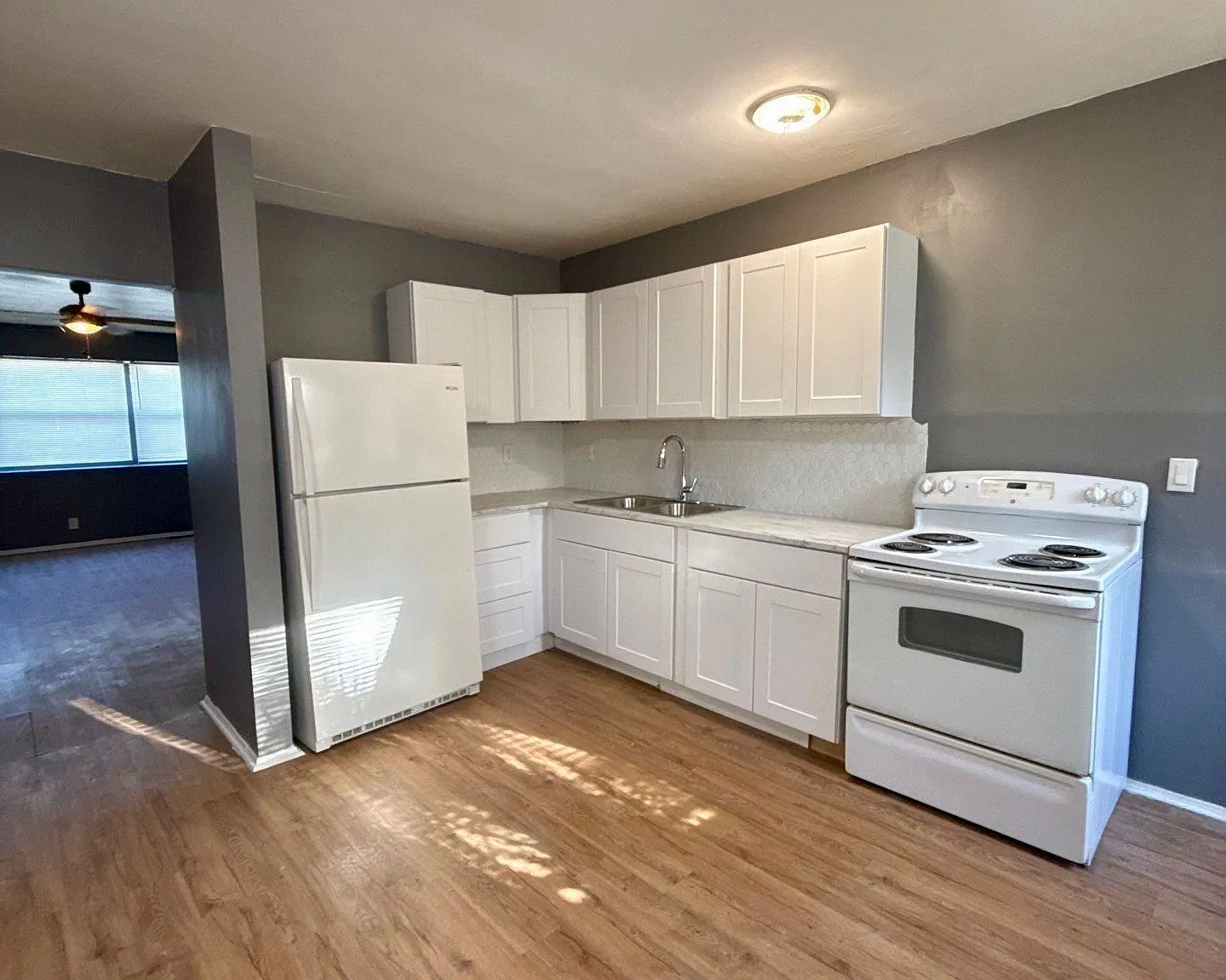 Great affordable apartment in St. Nicholas! — Photo 3