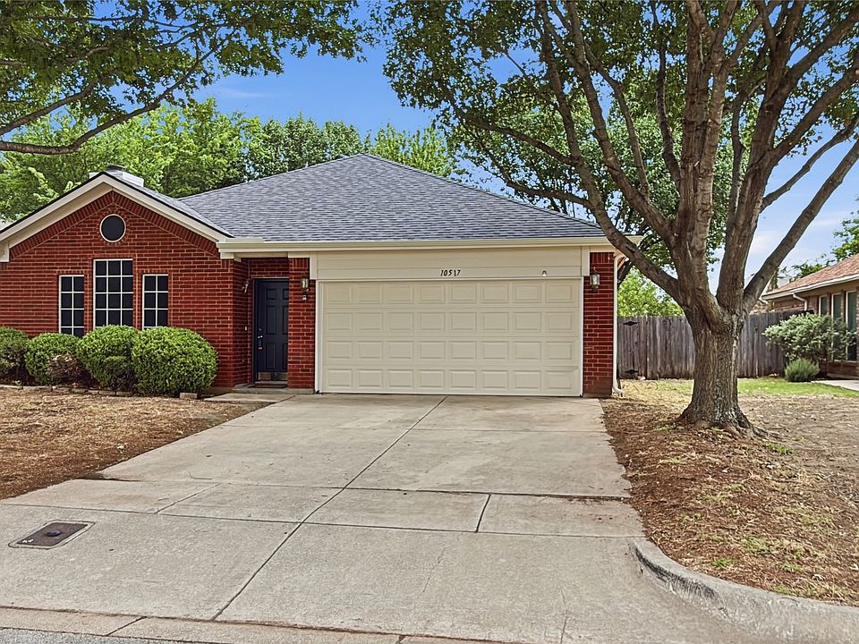 1st image of 10517 Fossil Hill Dr