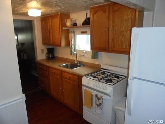 5th image of 6001 Leonard Ct