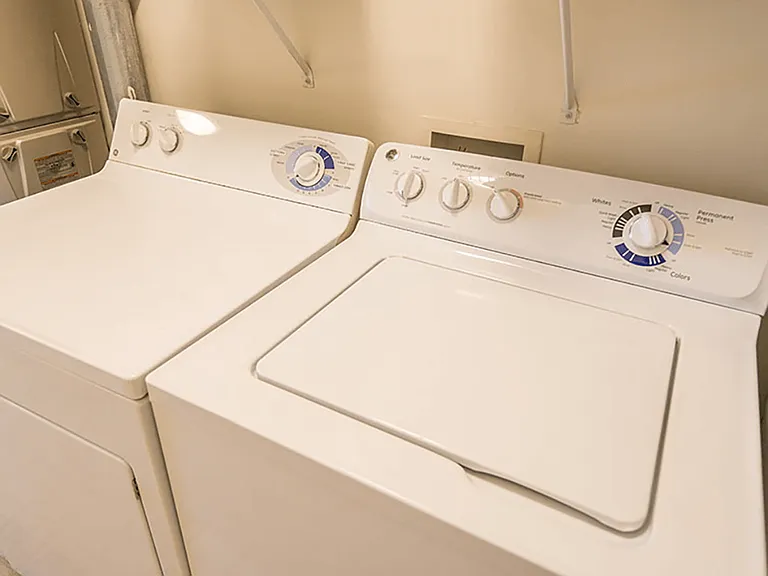 Convenient In-Home Washer/Dryer