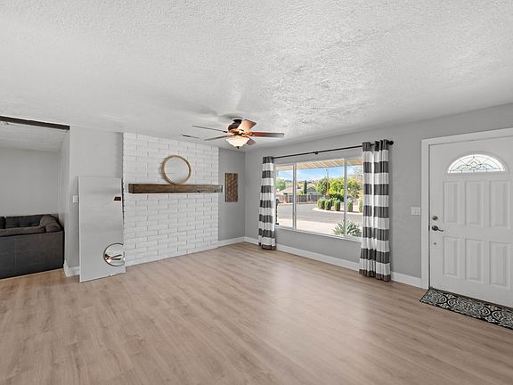 5th image of 416 N Saguaro Dr