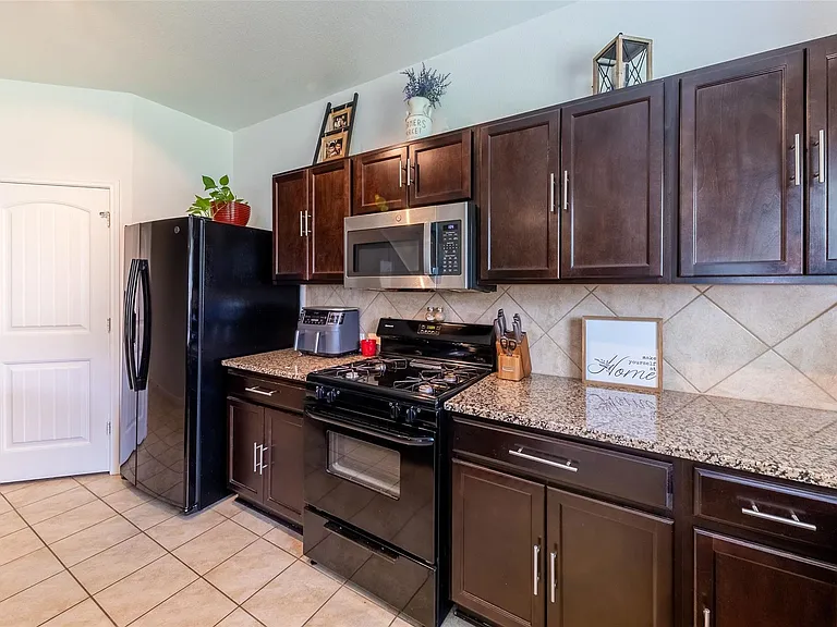 290 Northern Flicker St — Photo 11