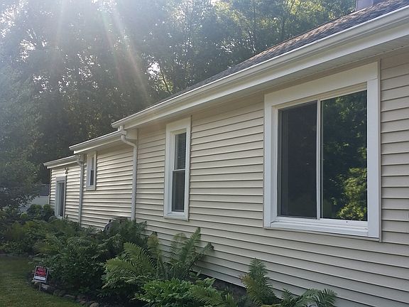 3rd image of 335 Joseph Ave