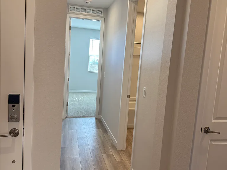 8417 Vanhoy Creek St — Photo 14