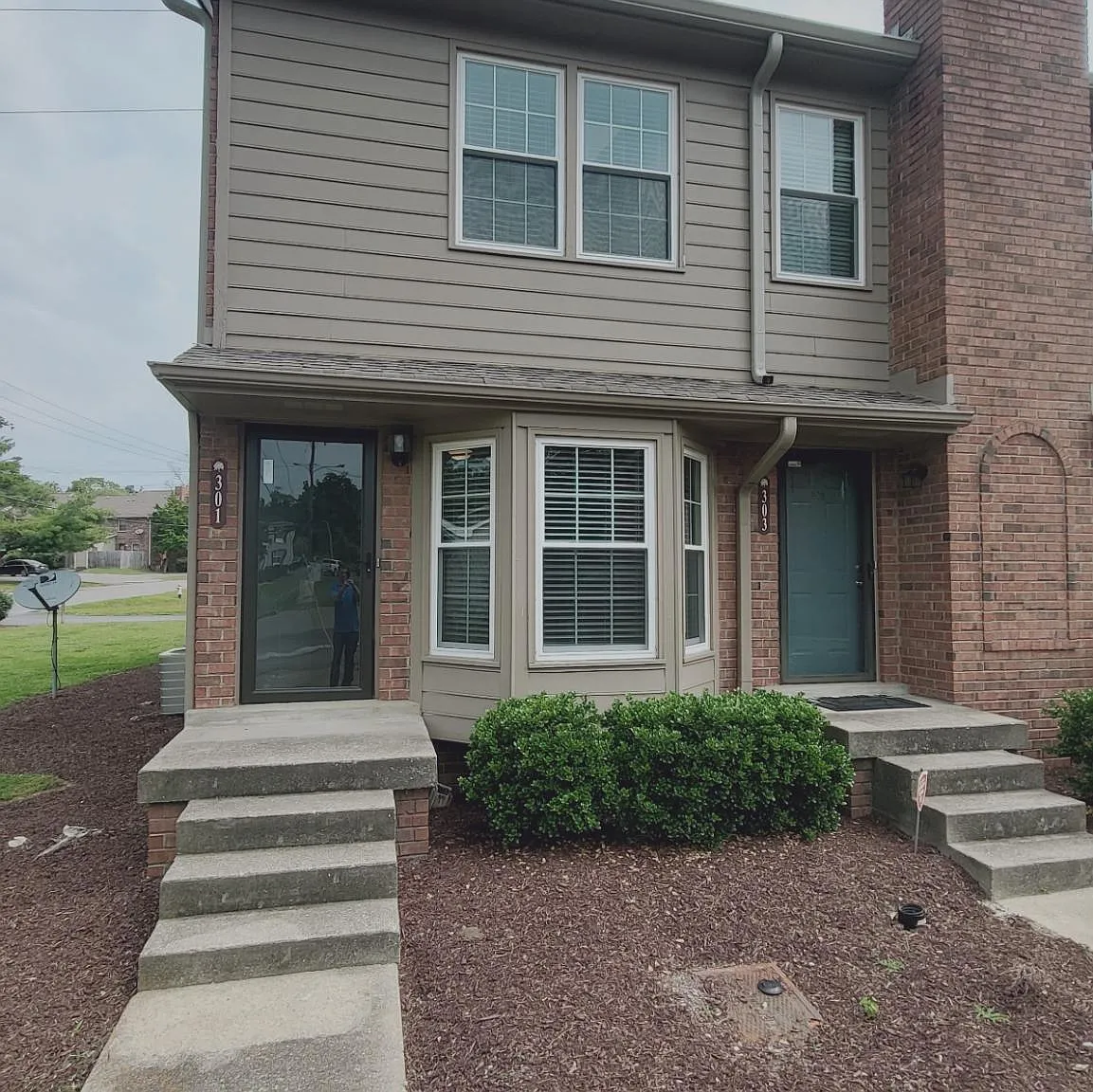 2 bed, 1.5 bath, 1180 sqft, $1,700 — Photo 1