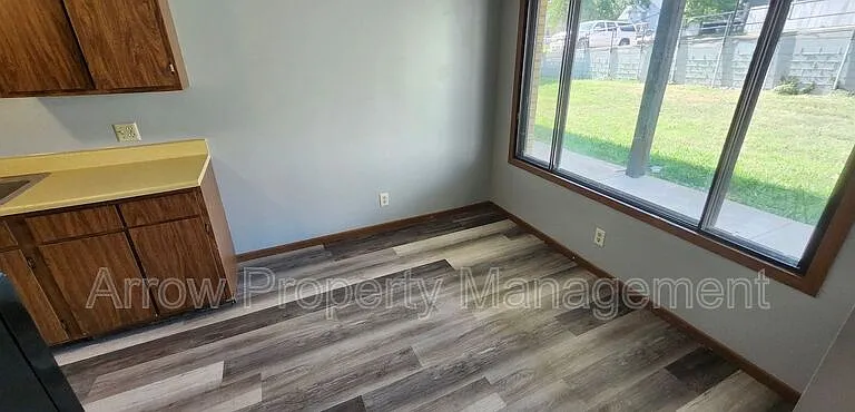 828 E St #105 — Photo 4