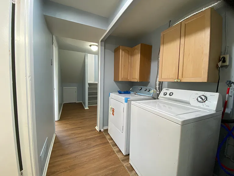 7332 Mossy Brink Ct — Photo 14