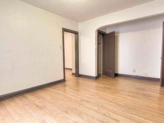 5th image of 3726 Keokuk St #3726