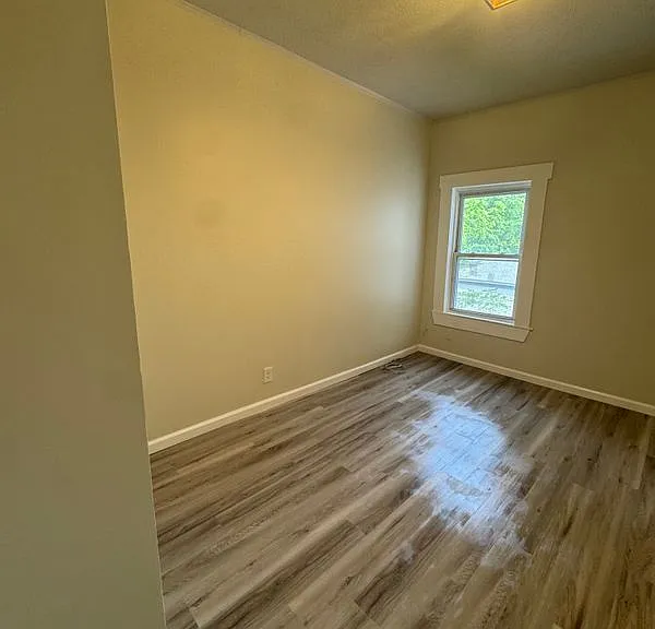 64 New Bridge St #2 — Photo 7