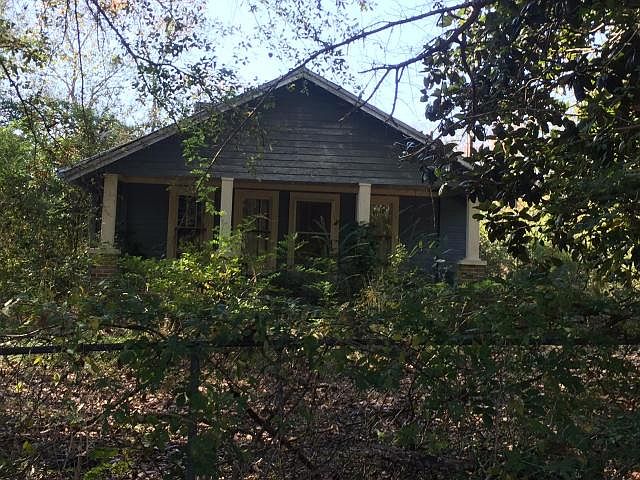2nd image of 74 Lake Hillsdale Rd