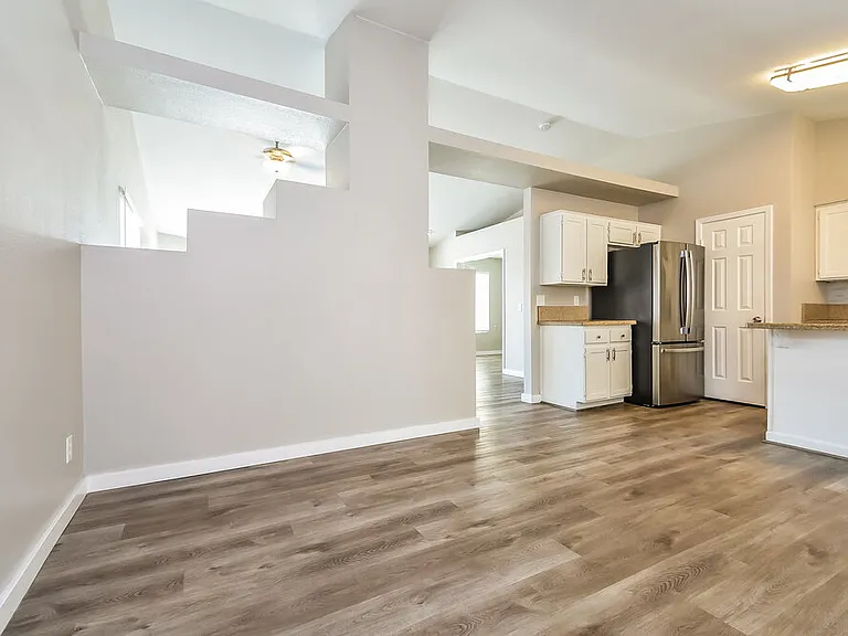 8073 Boardwalk Way — Photo 7
