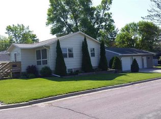 700 9th Ave NE, Waseca, MN 56093