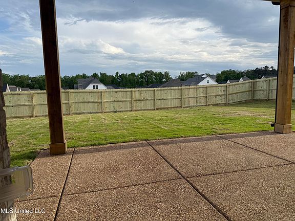 5th image of 2519 Beauvoir Dr