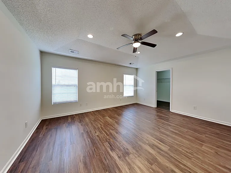 406 Averasboro Dr — Photo 14