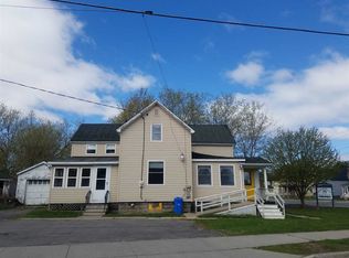 91 Maple St, Massena, NY 13662