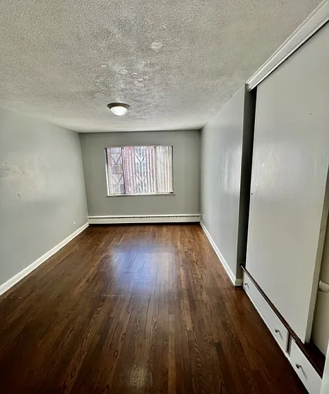 Corona Manor Apartments — Photo 51