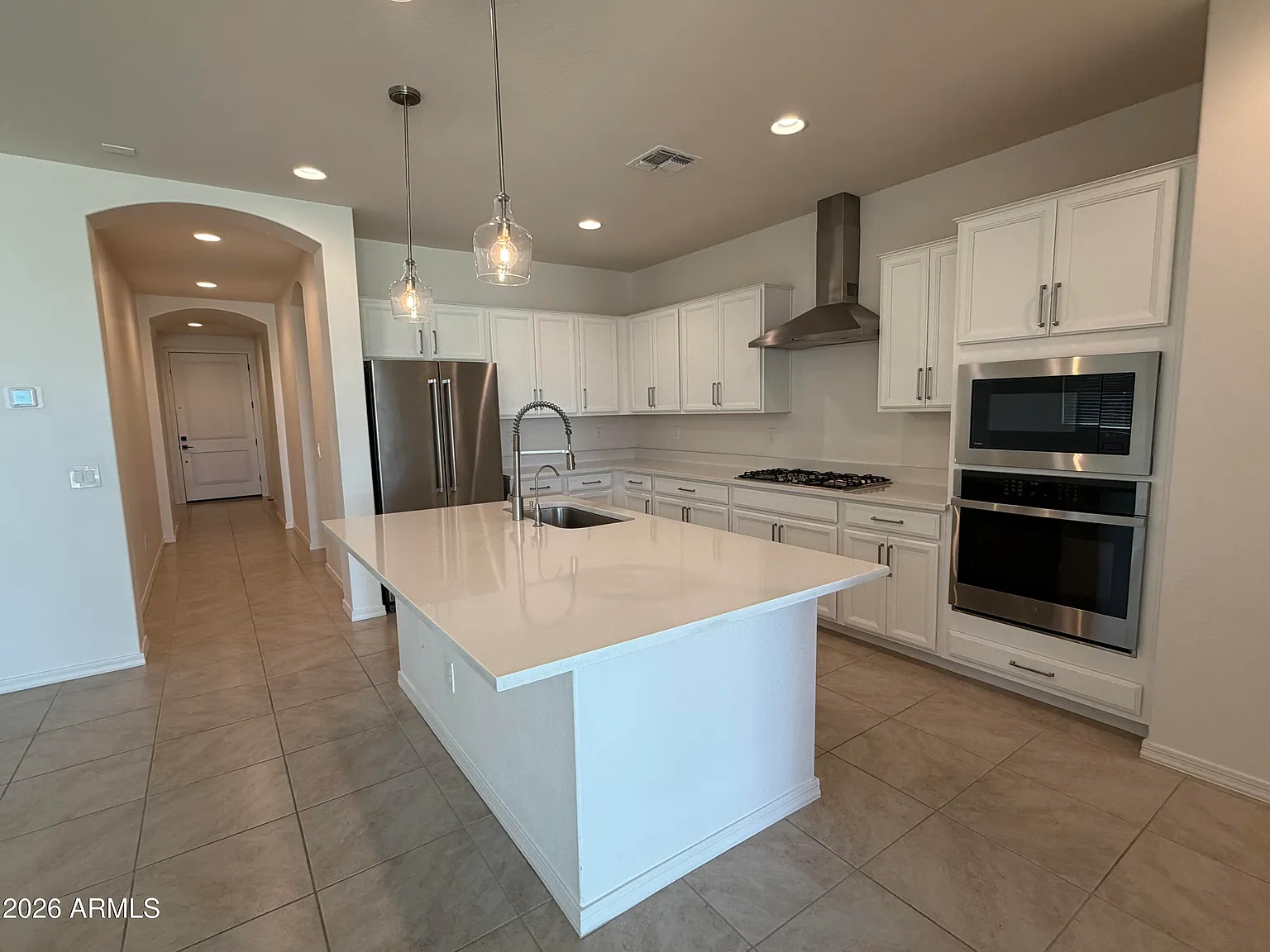 3 bed, 2.0 bath, 1688 sqft, $2,295 — Photo 4
