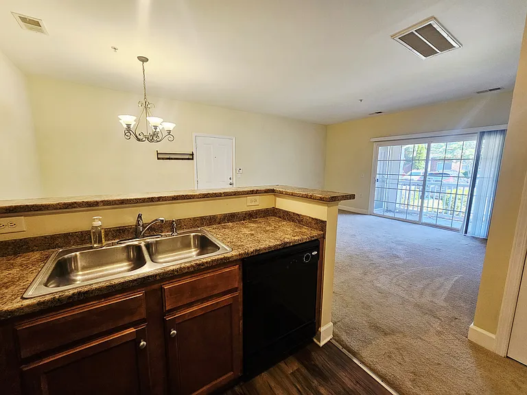 8501 Burnham Ln #6 — Photo 5