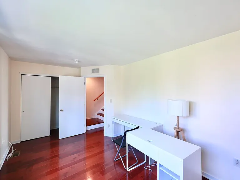 621 N 10th St #1 — Photo 20
