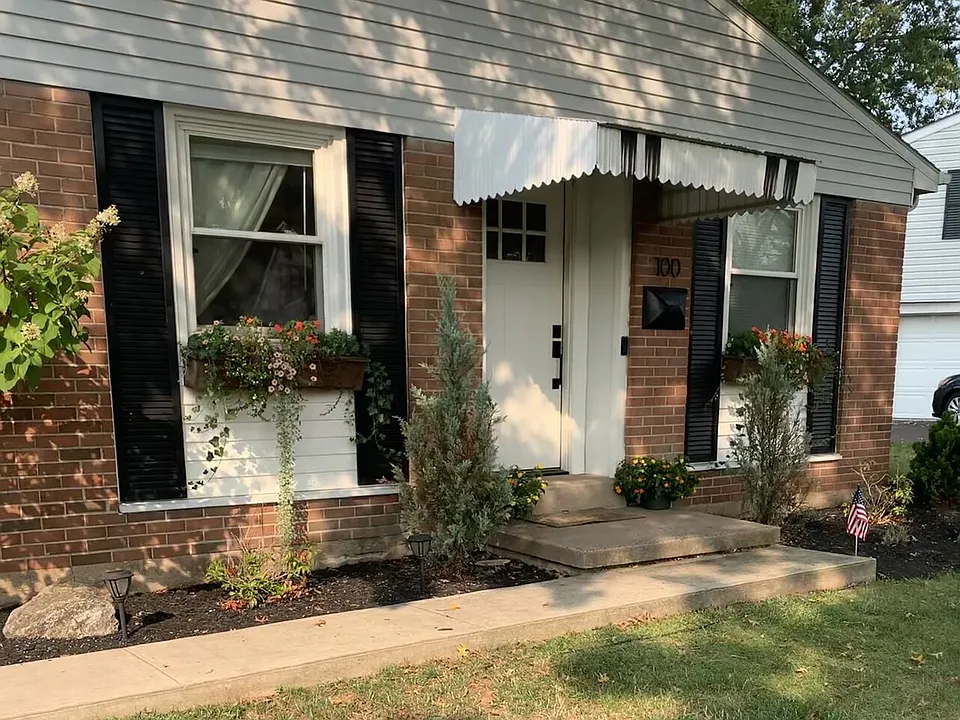 Maplewood Dr