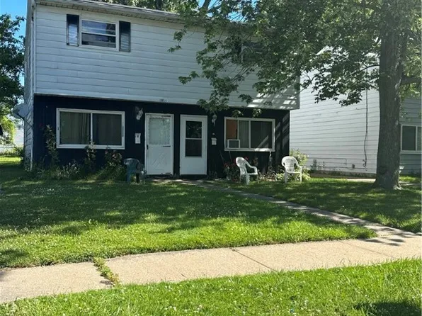 1623 E 33rd St, Lorain, OH 44055